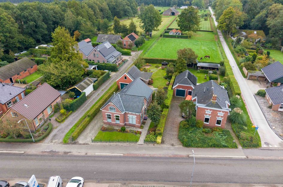 Hoofdweg 11