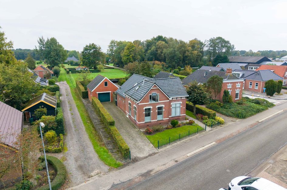 Hoofdweg 11