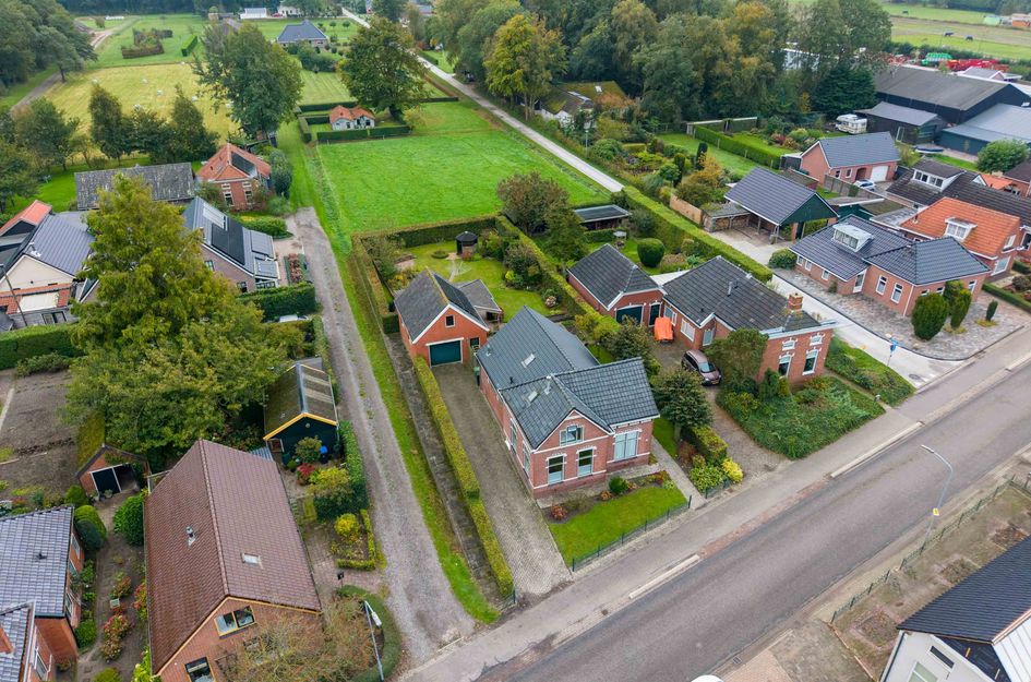 Hoofdweg 11