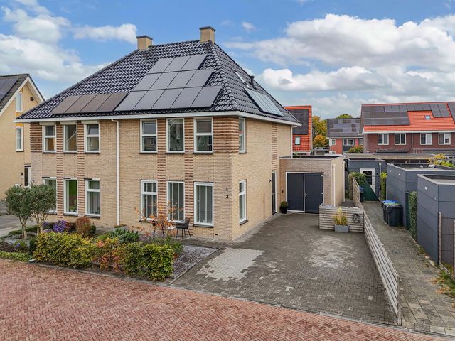 Elzehôf 2, Lemmer