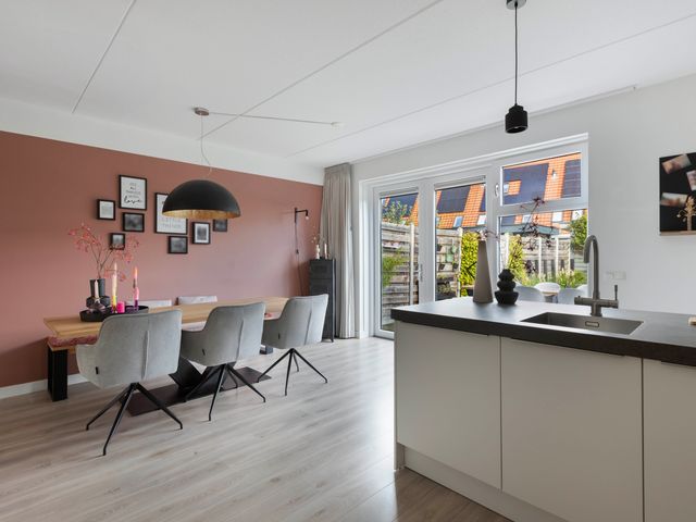 Elzehôf 2, Lemmer