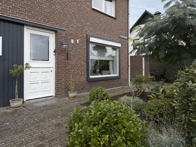 Joachimstraat 24, Stramproy