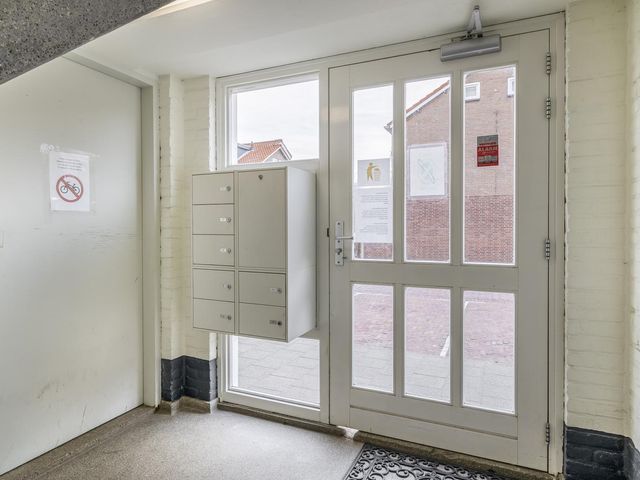 Dahliastraat 5, Rozenburg