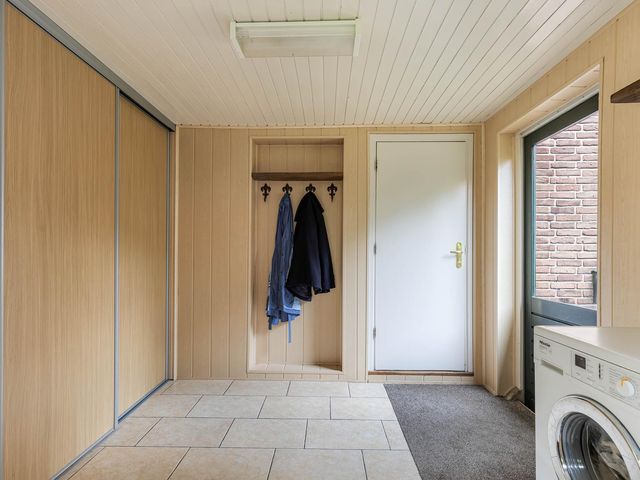 Pilotenweg 22, Emmeloord
