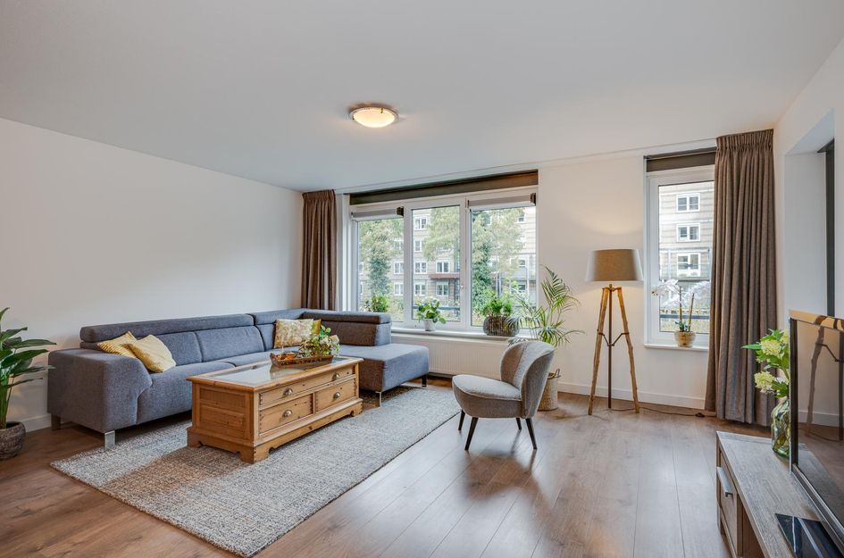 Lasserstraat 8