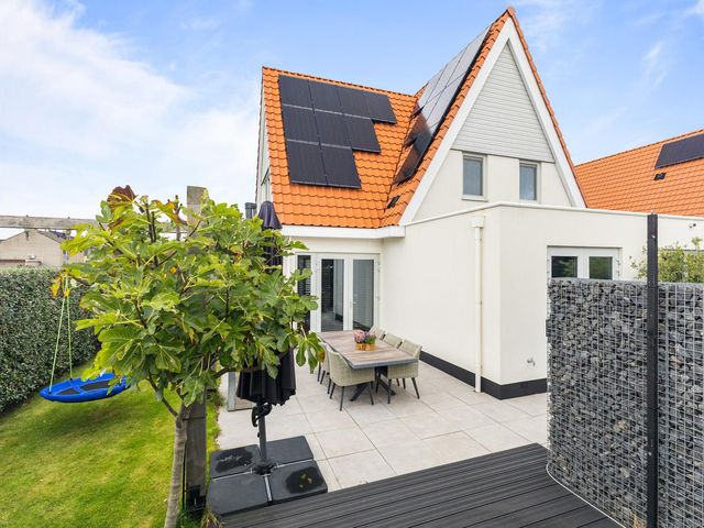 Leendert den Bergerstraat 18, Den Helder