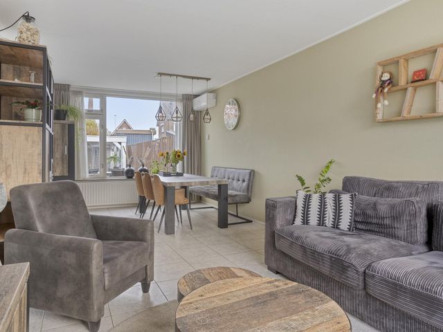 Meester Pontenstraat 15, Leuth