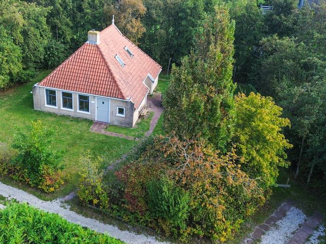 Duinweg Lies 9B, Lies