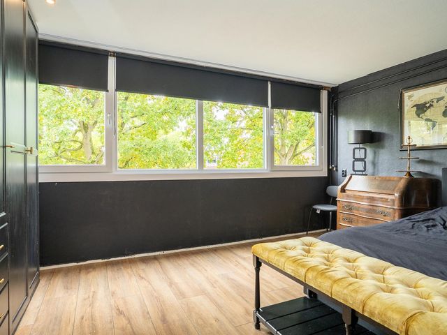 Bruggemanlanden 11, Enschede