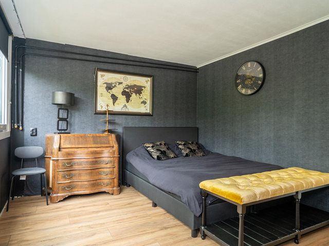 Bruggemanlanden 11, Enschede