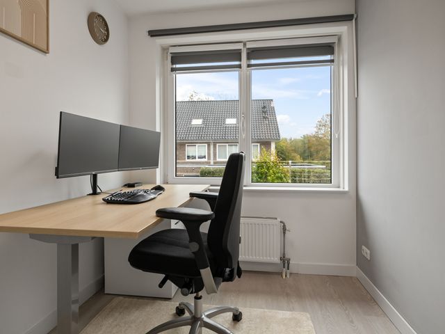 Notenhout 4, Julianadorp