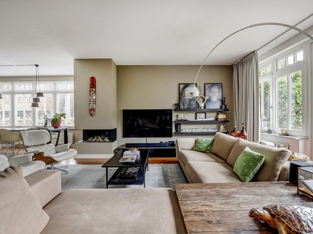 Coniferenhout 32, Barendrecht