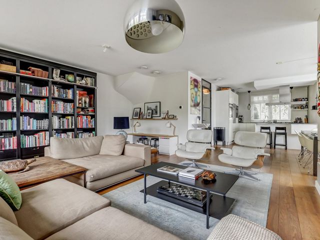 Coniferenhout 32, Barendrecht