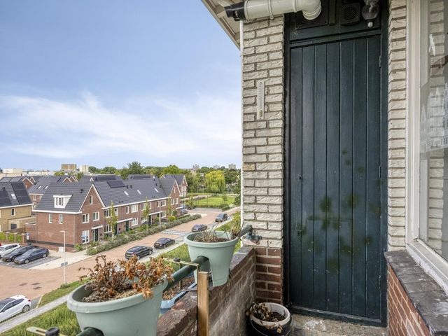 Karel Doormanlaan 143, Zoetermeer