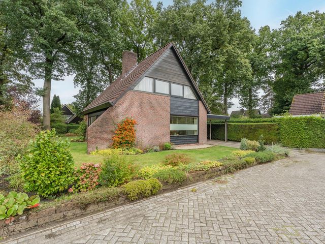 Kapteynlaan 23, Hoogeveen