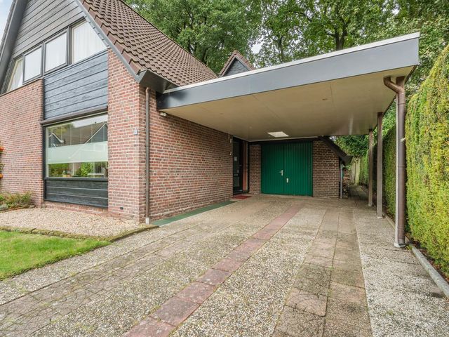 Kapteynlaan 23, Hoogeveen