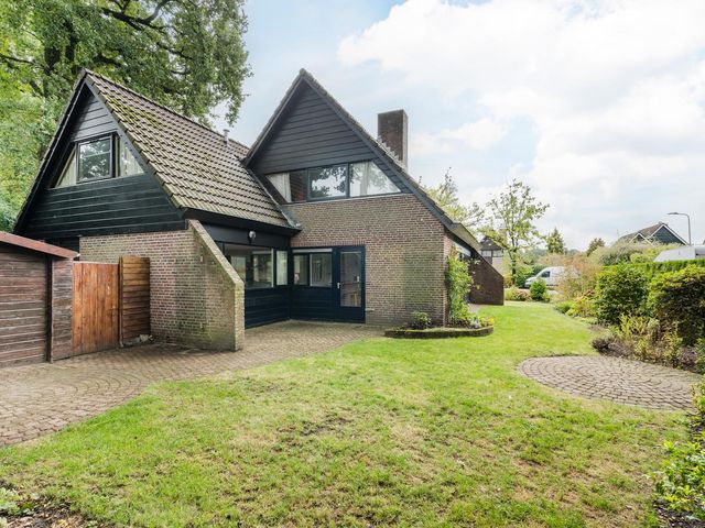 Kapteynlaan 23, Hoogeveen