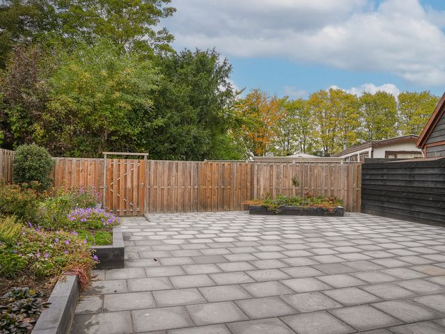 Pastoor J. Van Hovestraat 43, Beesd