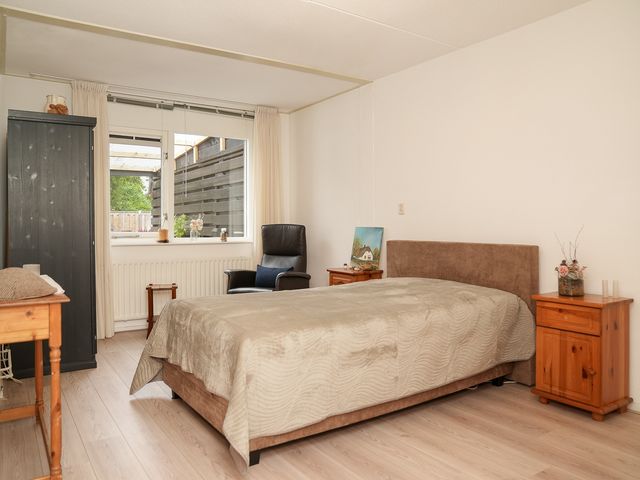 Pastoor J. Van Hovestraat 43, Beesd