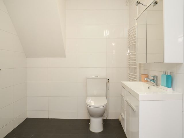 Pastoor J. Van Hovestraat 43, Beesd