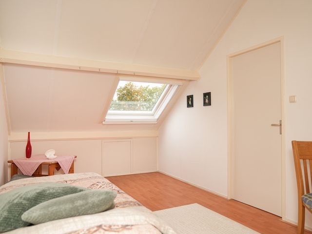 Pastoor J. Van Hovestraat 43, Beesd