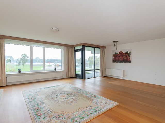 Westeind 175b, Papendrecht