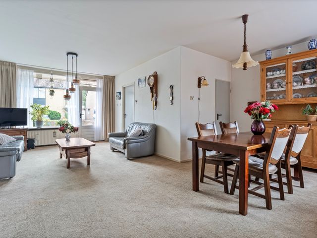 Gouden Regenstraat 14, Lutten