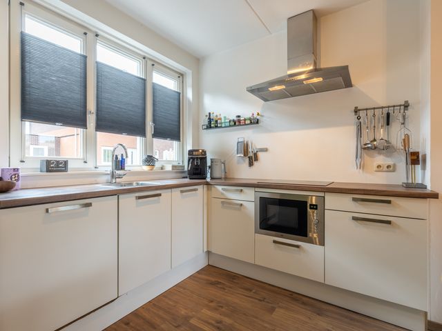 Ploeg 26, Holten