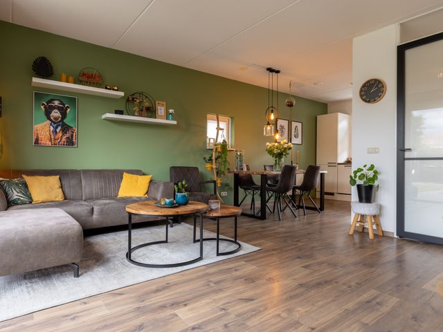 Ploeg 26, Holten