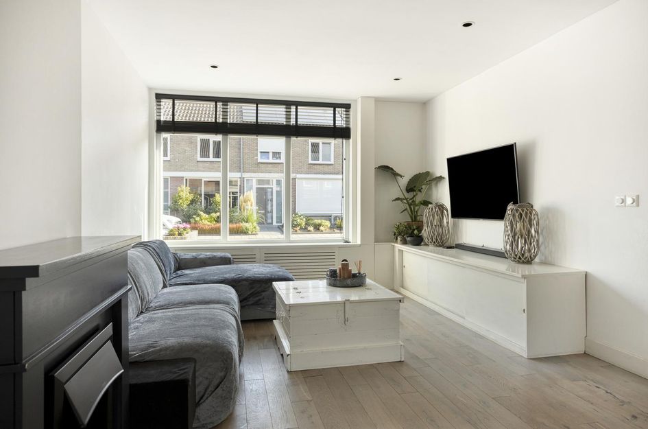 De Genestetstraat 4