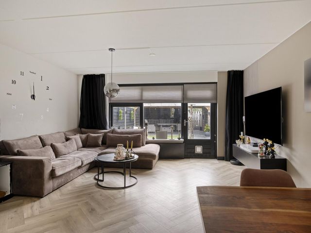 Huismeet 18, Serooskerke