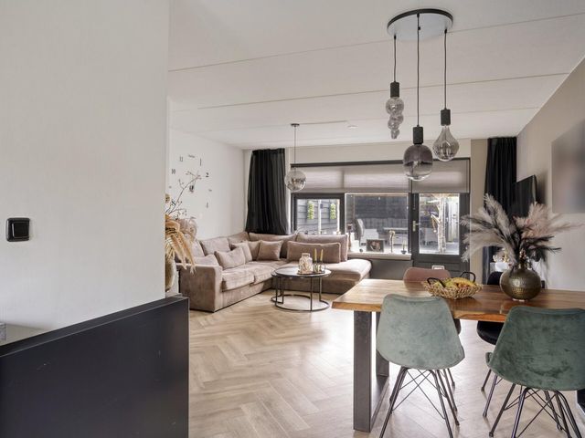 Huismeet 18, Serooskerke