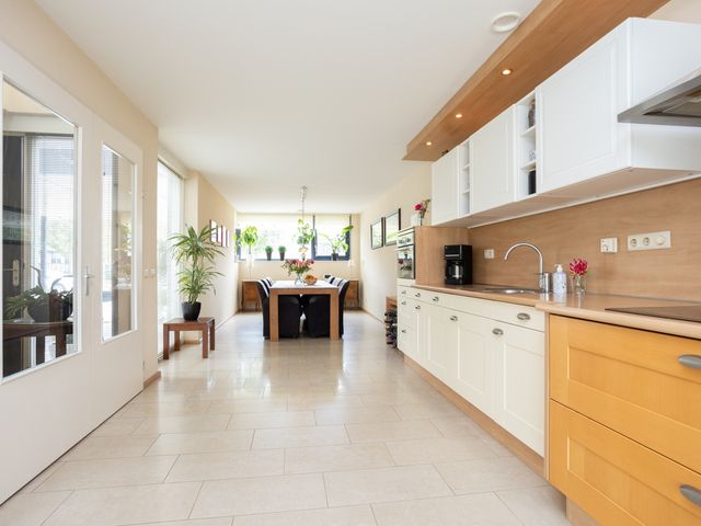 Klapwijkse Zoom 205, Berkel en Rodenrijs