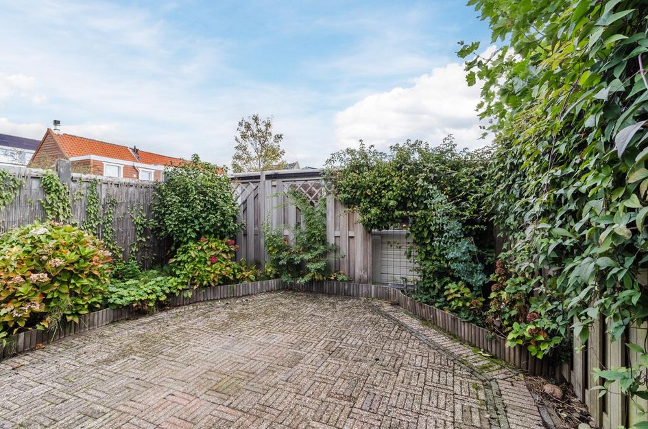 Prins Bernhardstraat 83