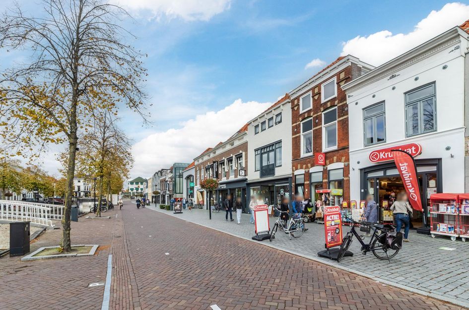 Prins Bernhardstraat 83