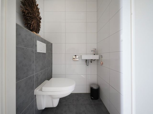 Kelderskamp 36, Putten