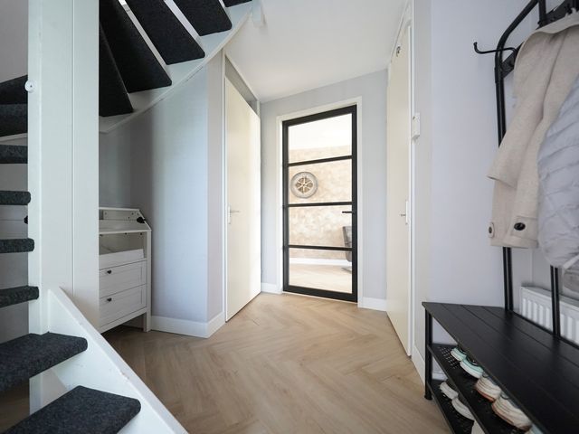 Kelderskamp 36, Putten