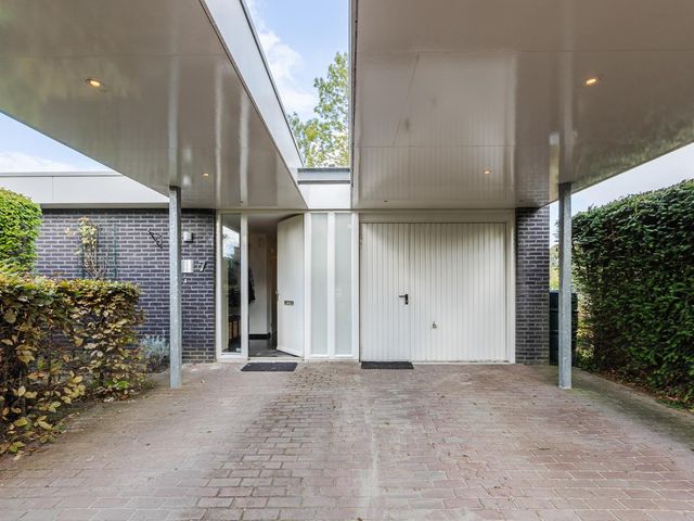 Vijverhof 7, Terneuzen