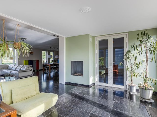 Vijverhof 7, Terneuzen