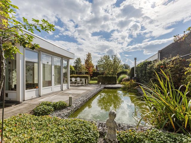 Vijverhof 7, Terneuzen