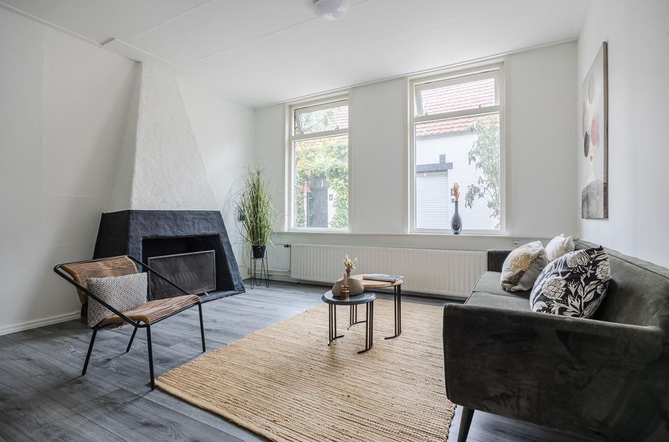 van Bovenstraat 15