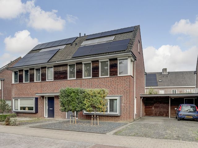 Het Kaar 17, Hapert