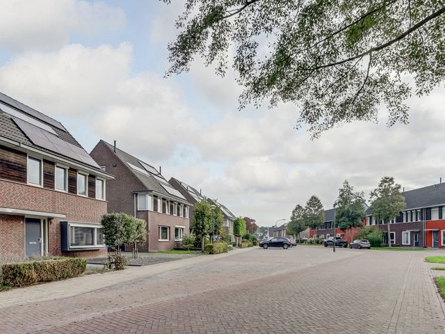 Het Kaar 17, Hapert