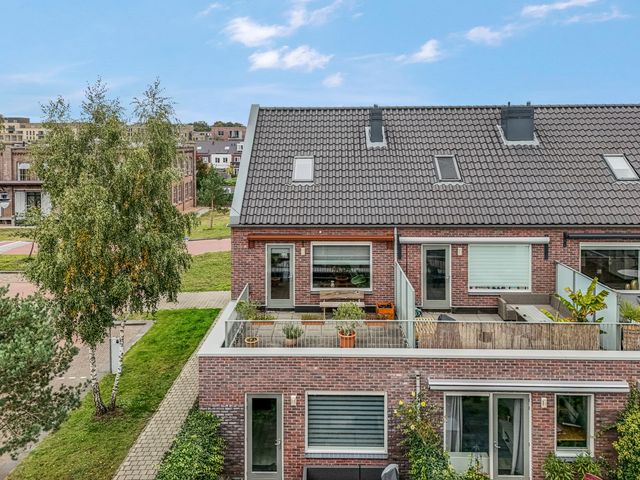 Roseboomlaan 76, Ede