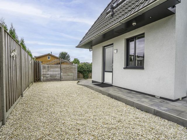 Nuijeneind 24T40, Bakel