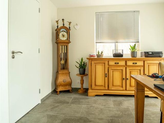 Nuijeneind 24T40, Bakel