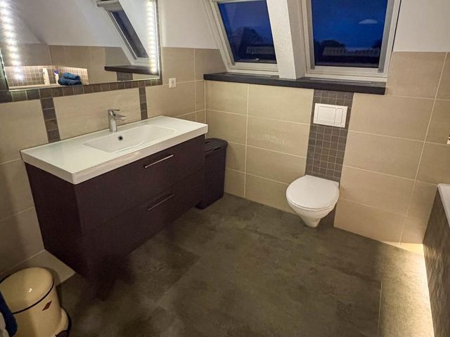 Nuijeneind 24T40, Bakel