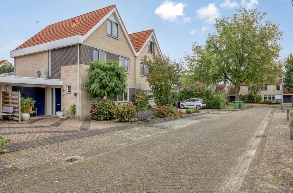 Wegedoorn 13