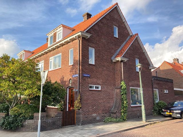 Lagelandstraat 16, 's-Hertogenbosch