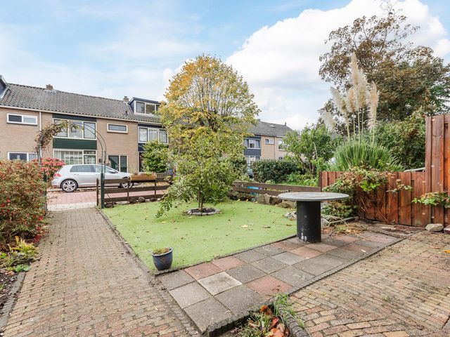 Lindelaan 8, Grootebroek